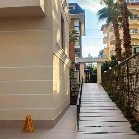 Stunning Luxury With Pool And Security