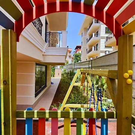 Stunning Luxury With Pool And Security ألانيا